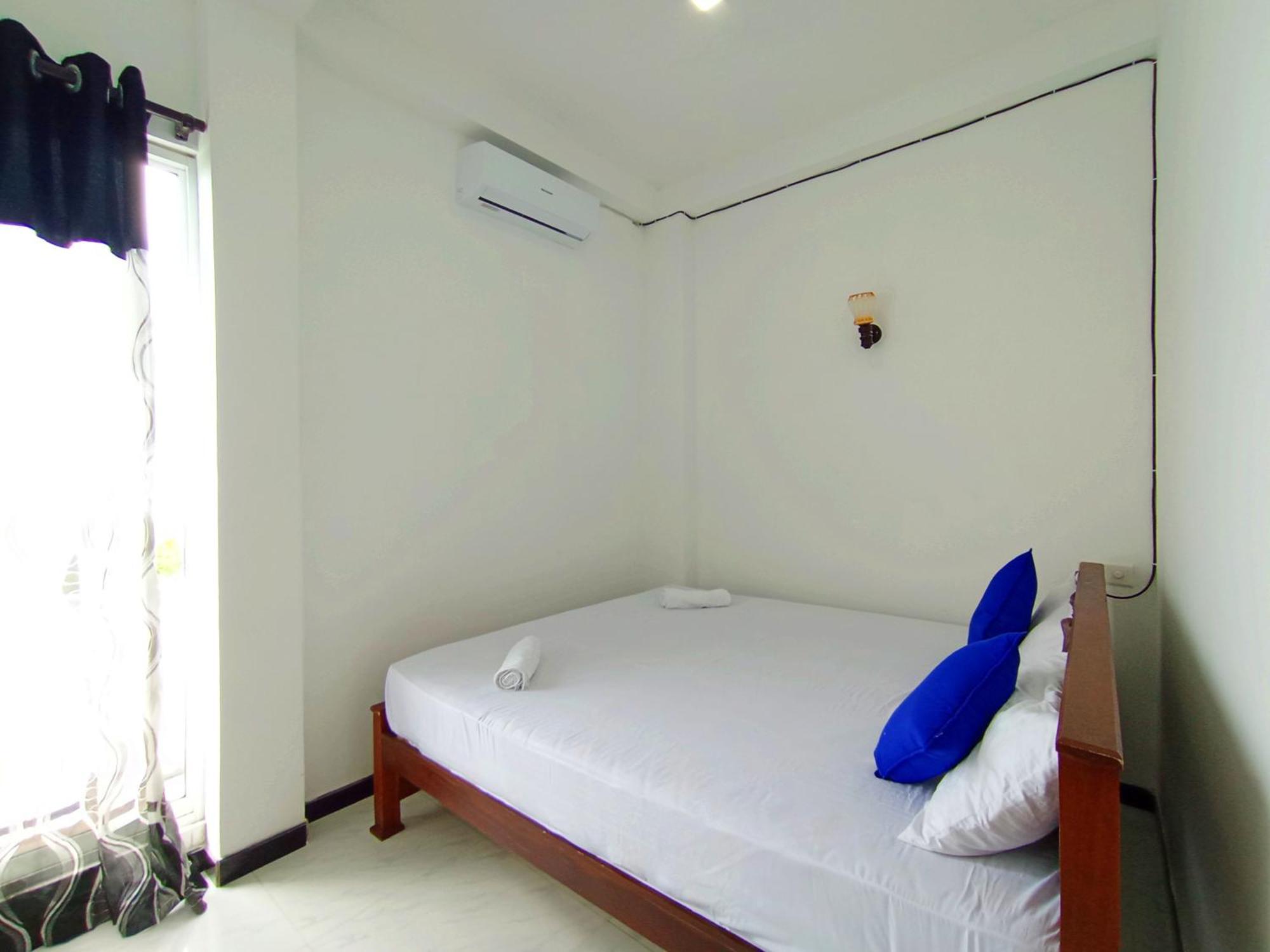 Hotel Blue Waves Ocean Mirissa Extérieur photo